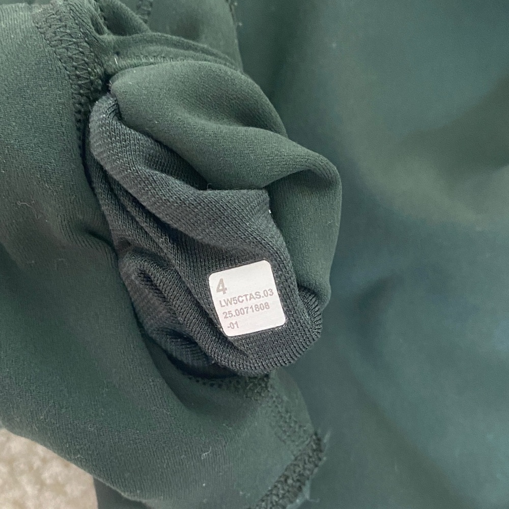 Lululemon align rainforest green set - Picture 5 of 10